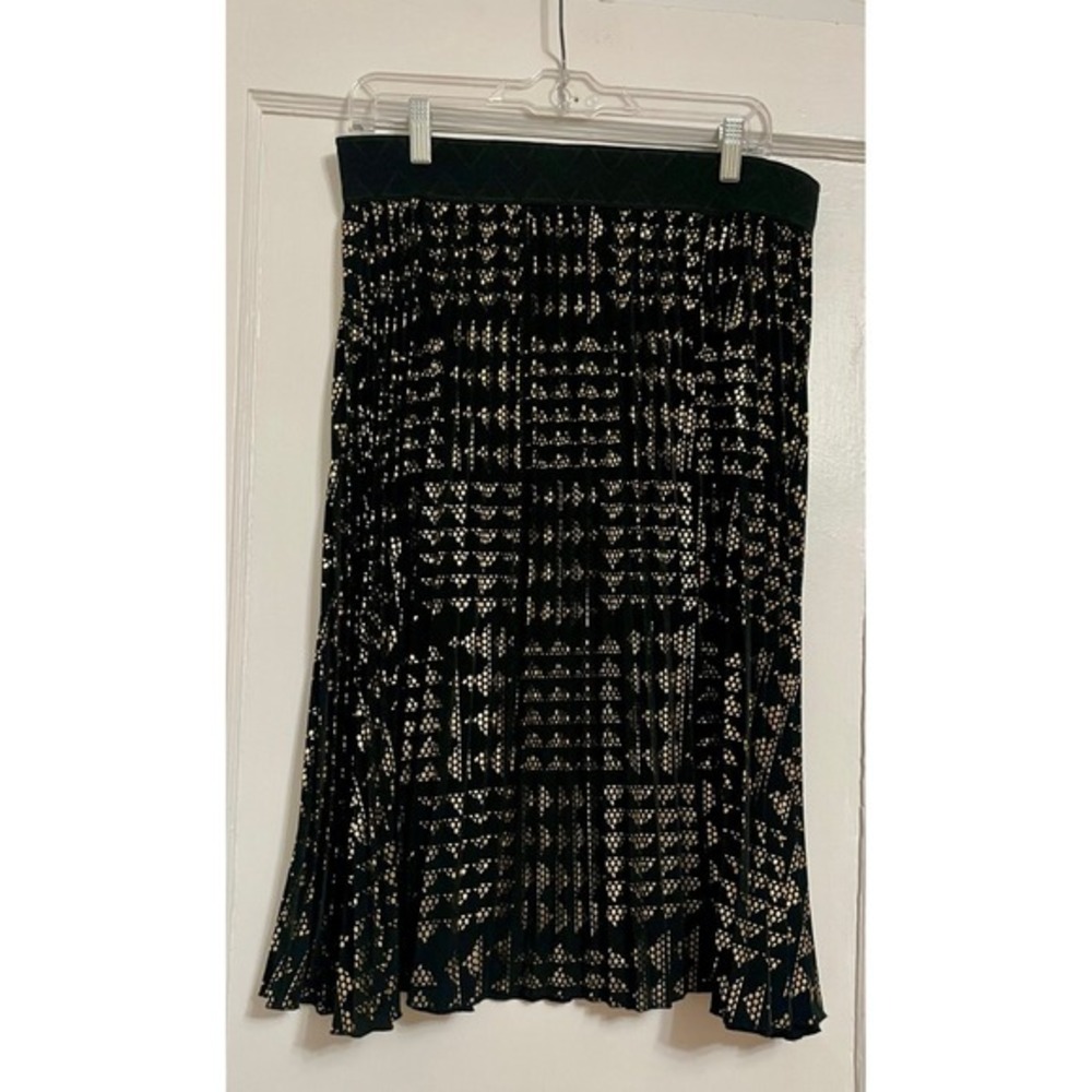 LULAROE ELEGANT JILL SKIRT BLACK GOLD‎ ACCORDIAN PLEATED SIZE LARGE